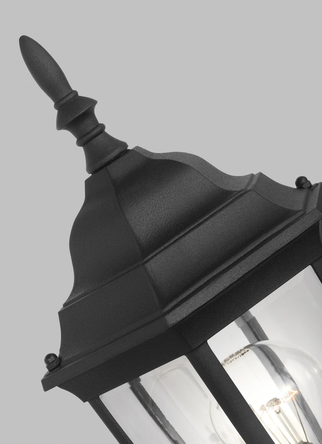 Bakersville Curve 15.5" Up Lantern — Clear