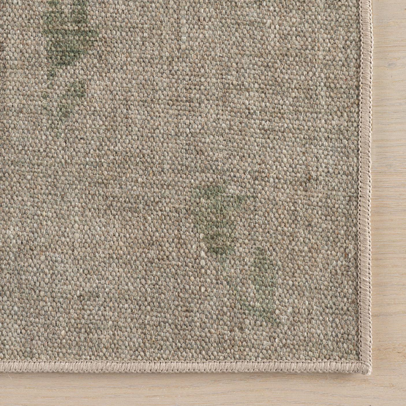 Nate Berkus Flora Soft Floral Washable Area Rug