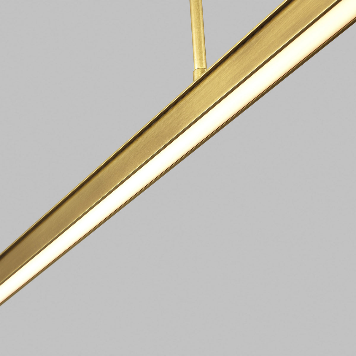 Stagger 48 Linear Suspension