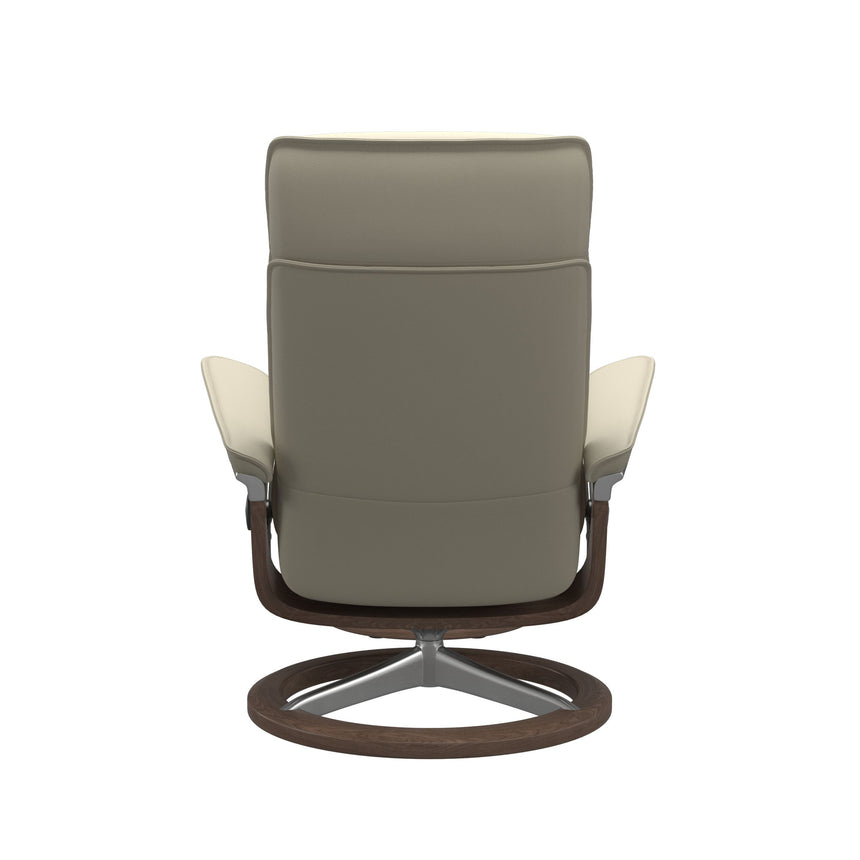Admiral Recliner - Signature Base - Paloma Light Grey - Walnut Wood