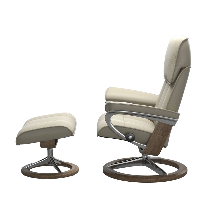 Admiral Recliner - Signature Base - Paloma Light Grey - Smoked Oak Wood