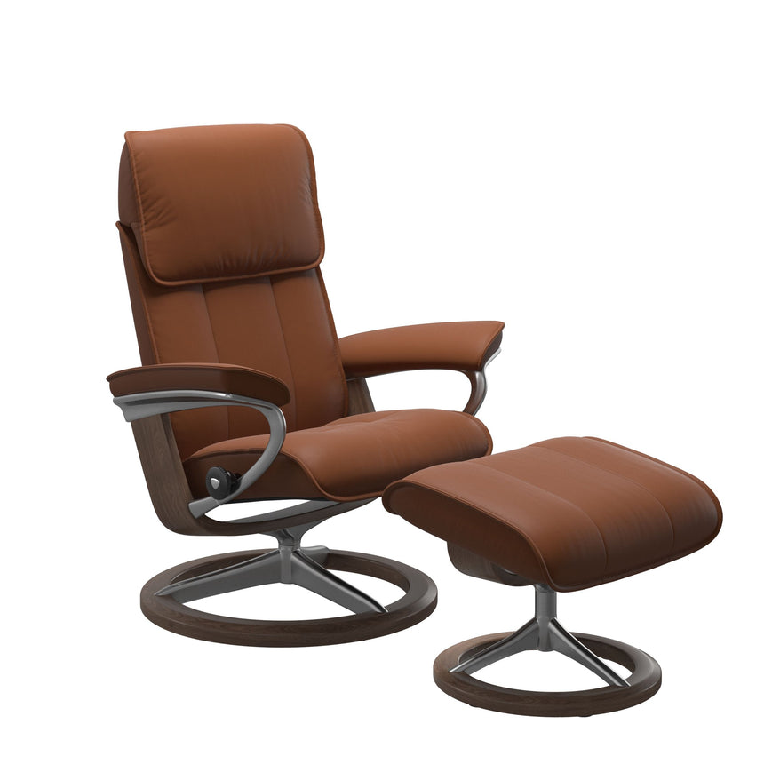 Admiral Recliner - Signature Base - Paloma New cognac - Walnut Wood