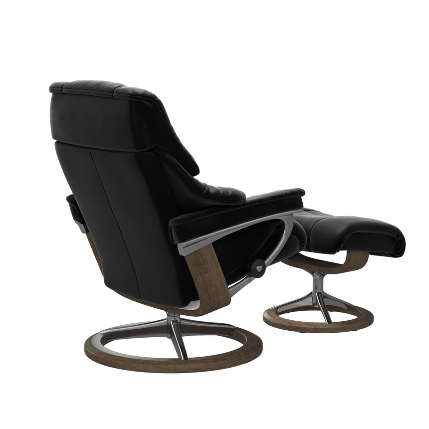 Reno Recliner - Signature Base - Paloma Black - Smoked Oak Wood