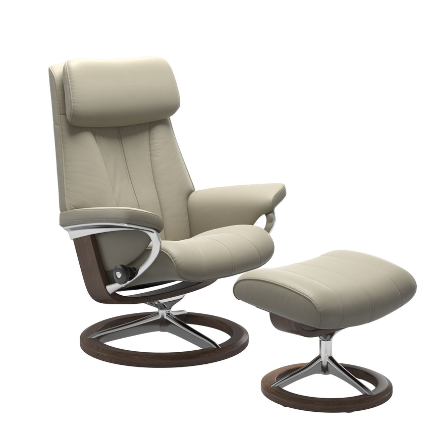 Paul Recliner - Signature Base - Paloma Light Grey - Walnut Wood