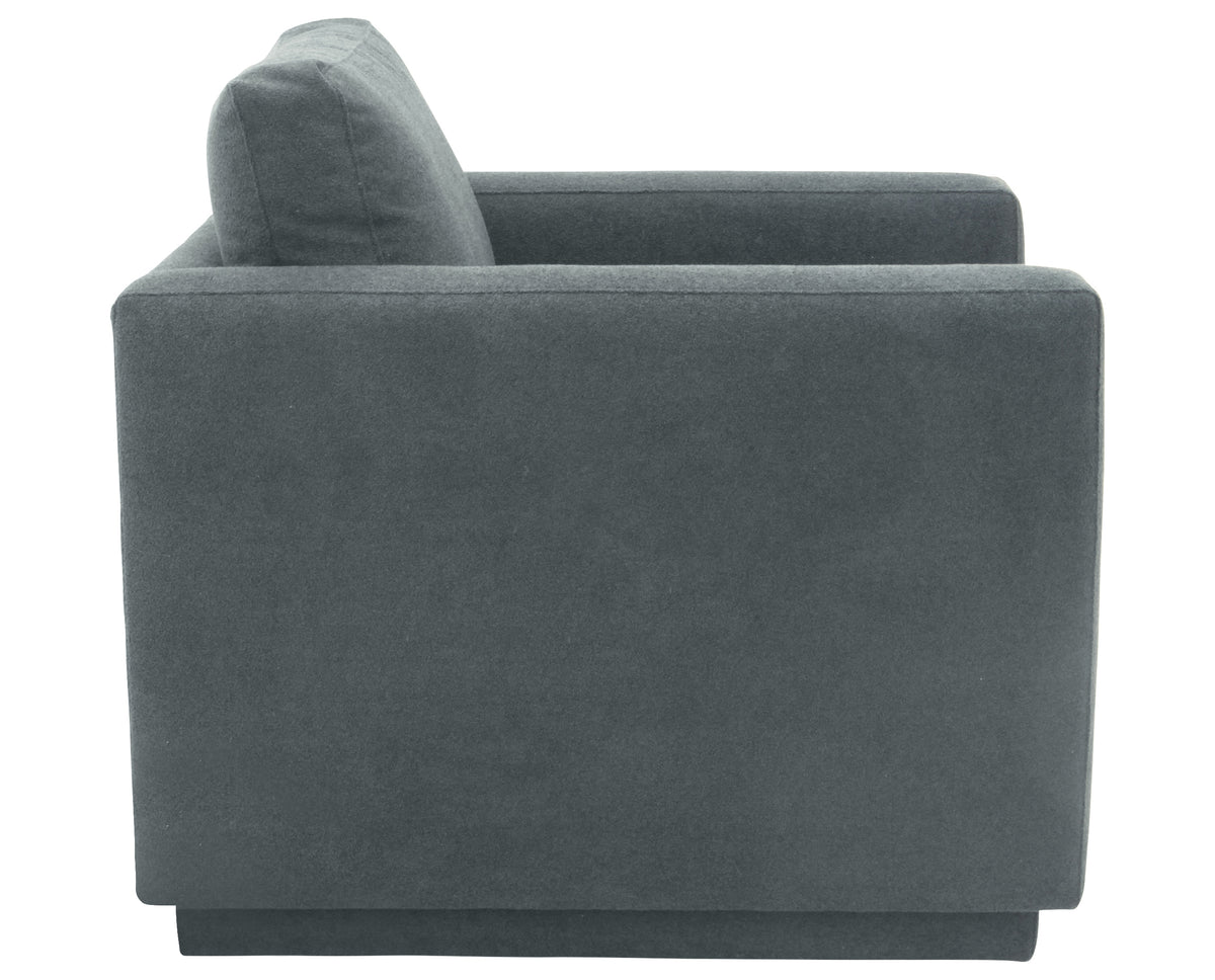 Logan | Chair