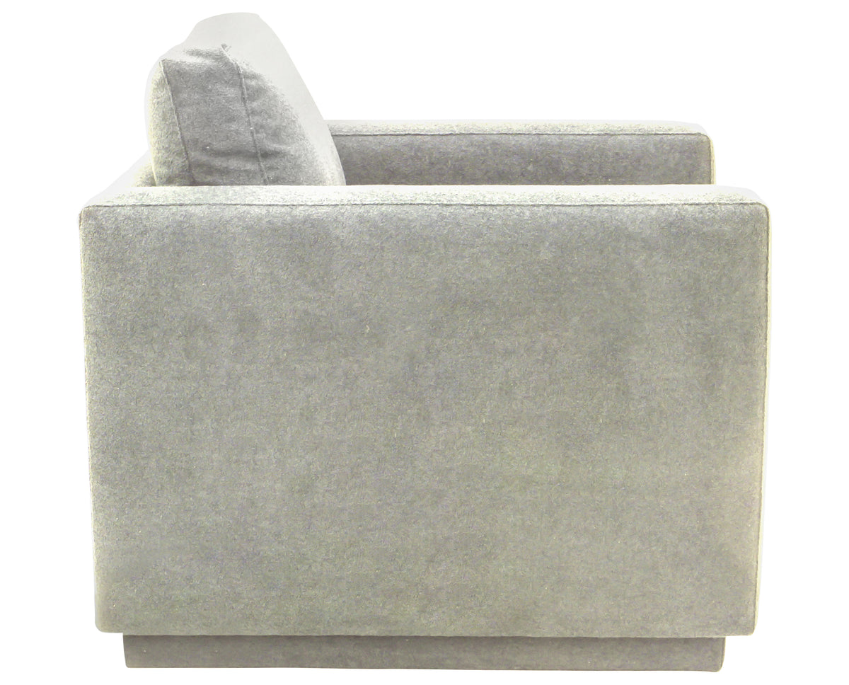 Logan | Chair