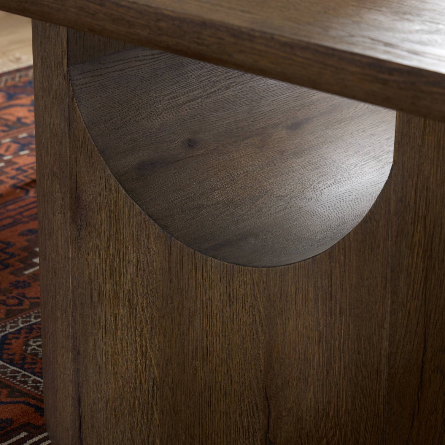 Bevie Dining Table