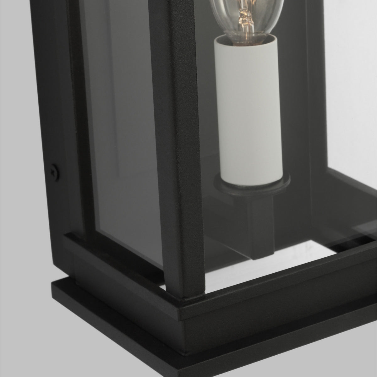 One Light Outdoor Wall Sconce — 15.50"