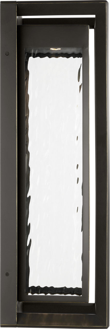 Urbandale Grande Wall Lantern