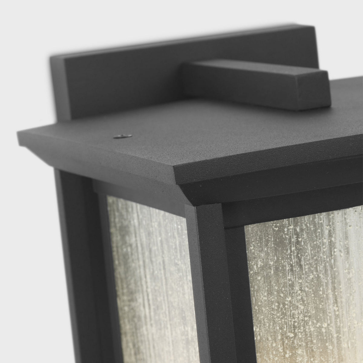 Audley 15" LED Lantern — Distressed Seeded