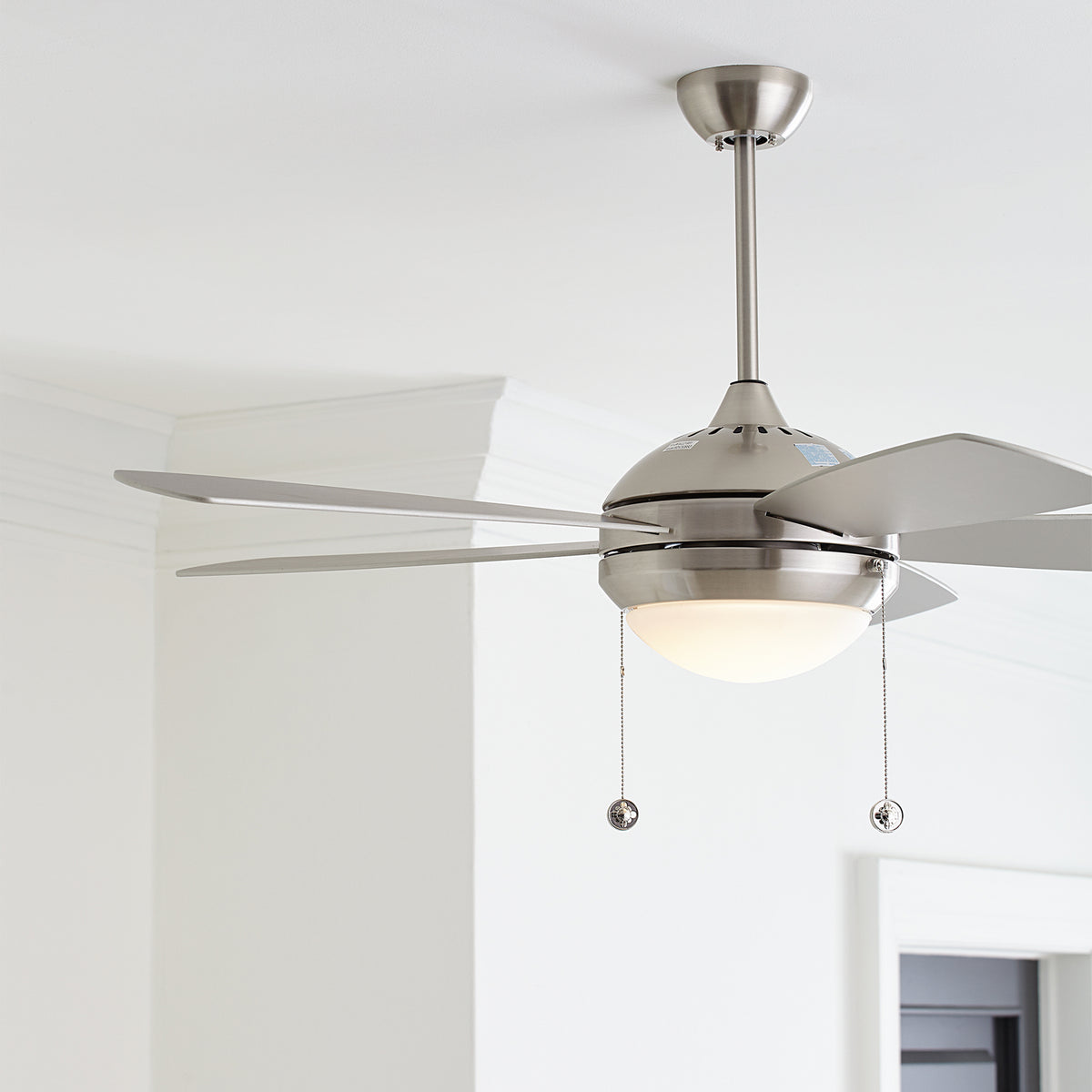 Discus Classic 52" LED Ceiling Fan