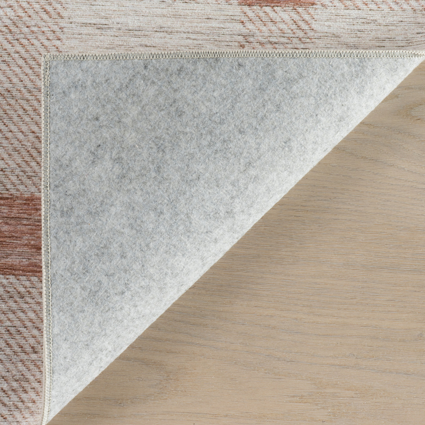 Elenica Modern Plaid Machine Washable Rug