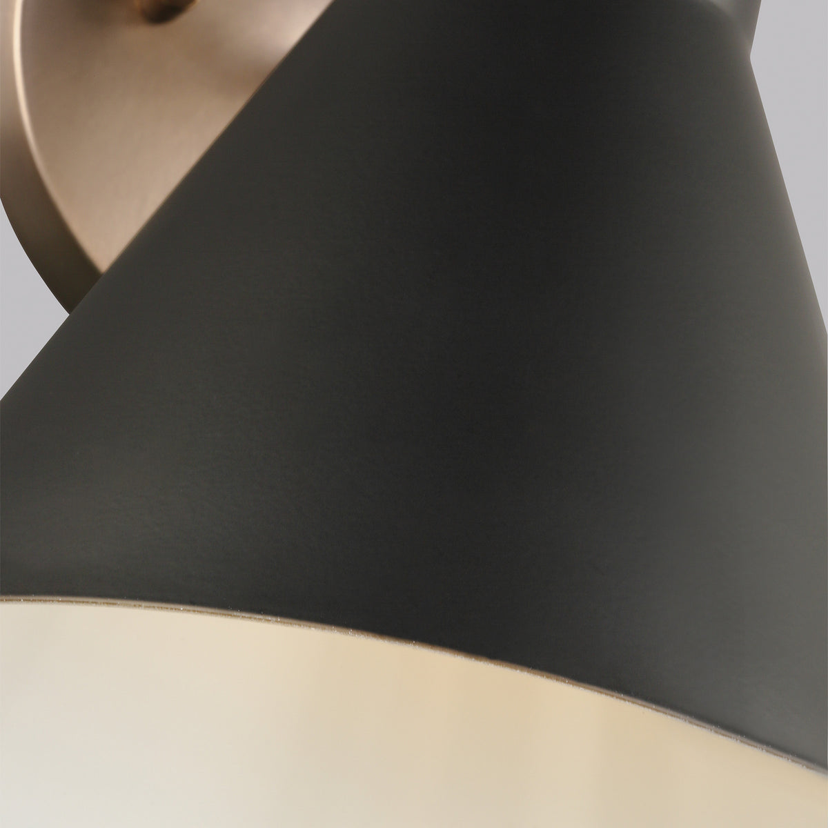 Towner One Light Bath