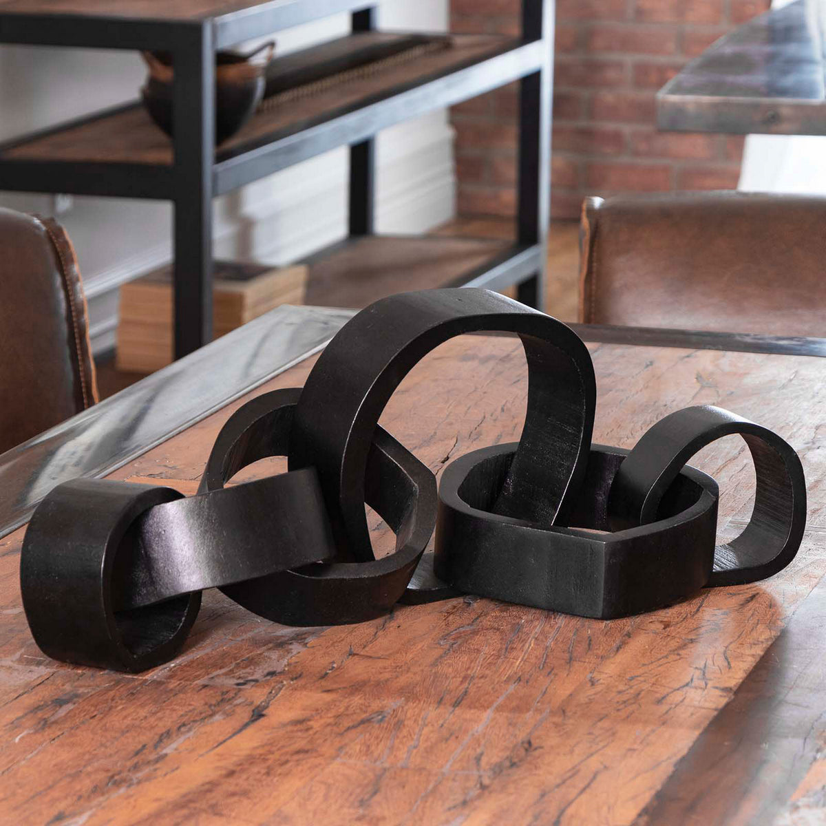 Wooden Links Centerpiece