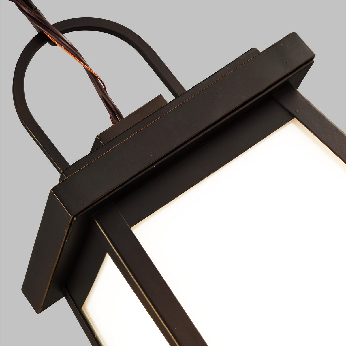 One Light Outdoor Pendant — 14.25", 75 W