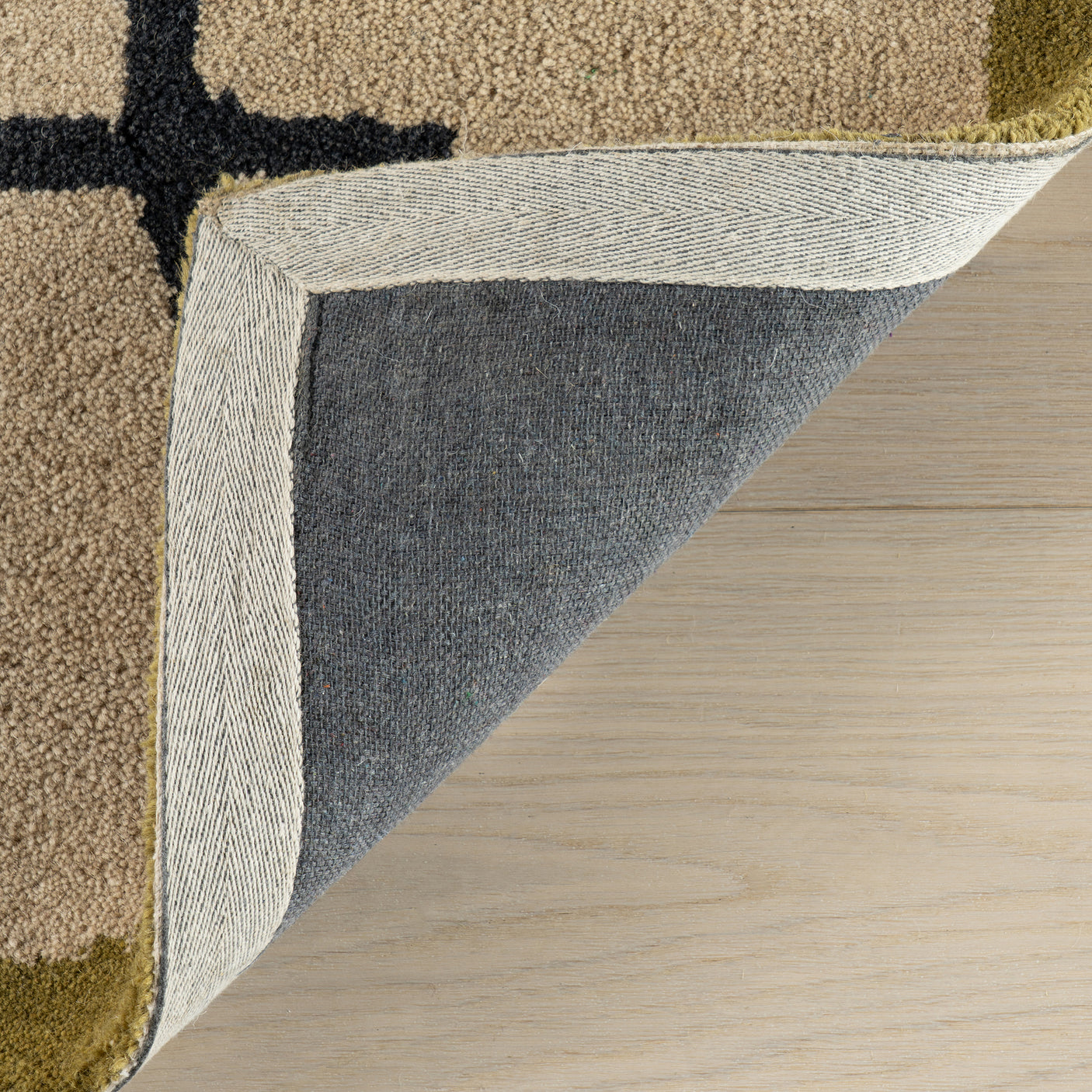 Nate Berkus Serge Bordered Wool Cozy Area Rug
