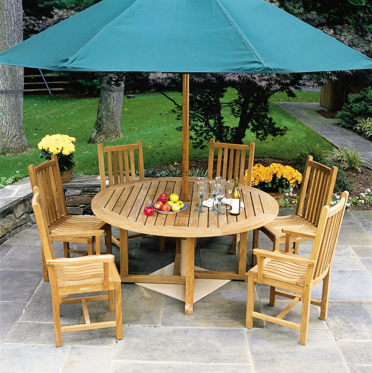 Essex Round Dining Table