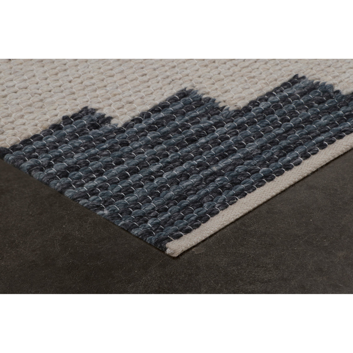 Home Accents - Floor Rugs — West/Southwest