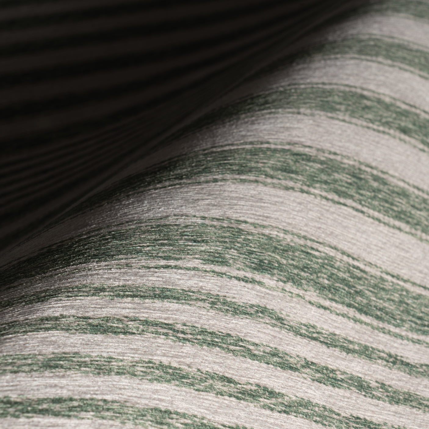 Xaren Coastal Striped Machine Washable Rug