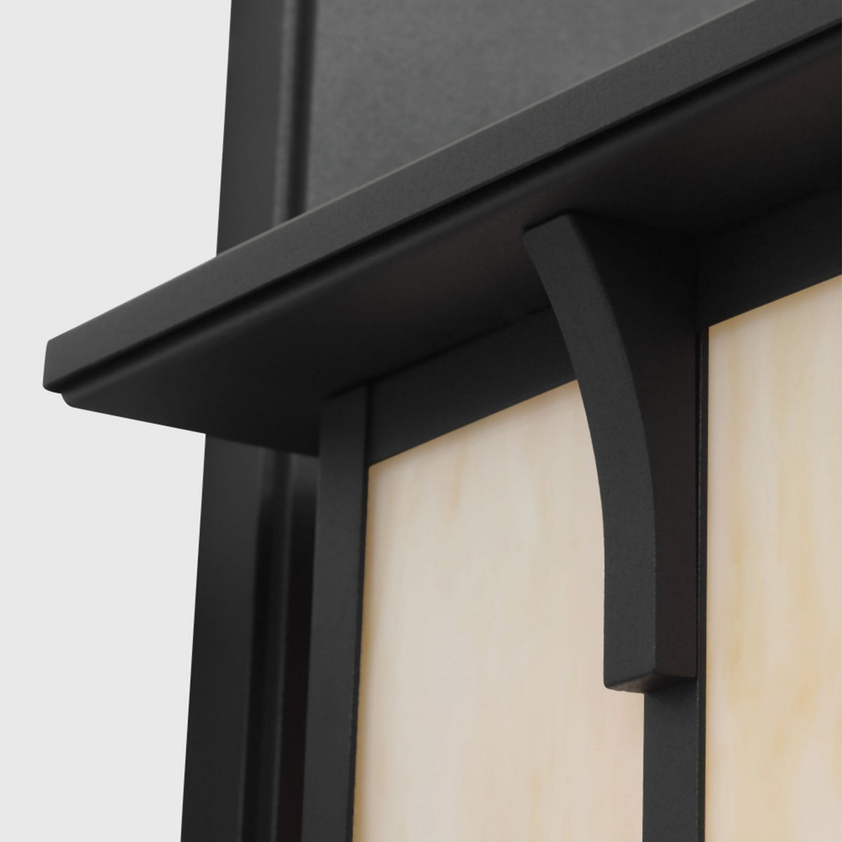 Tomek 18" Lantern — Champagne