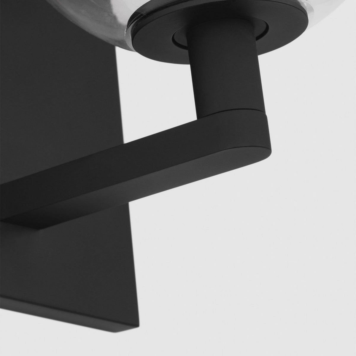 One Light Wall Sconce — 9.00"
