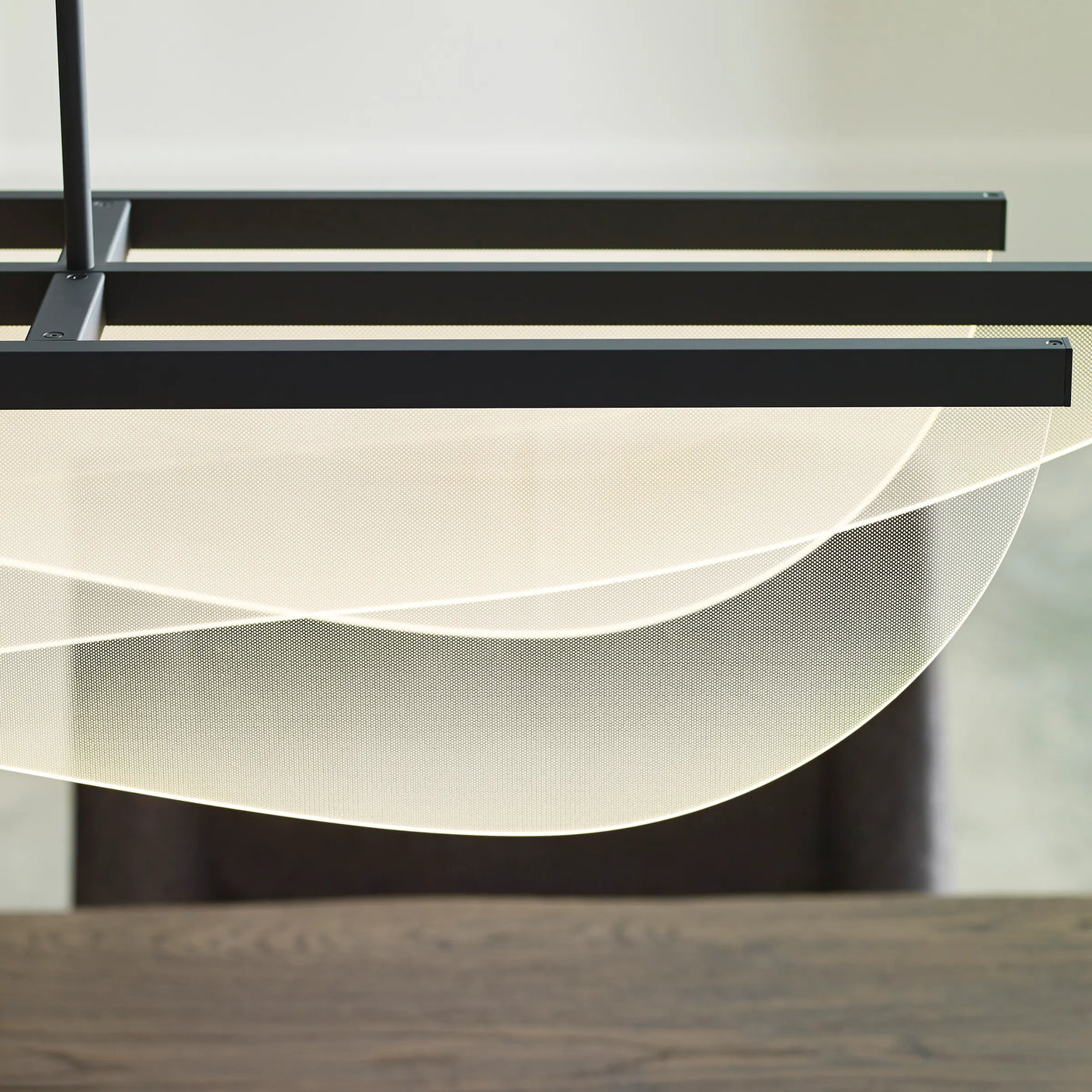 Nyra 60 Linear Suspension