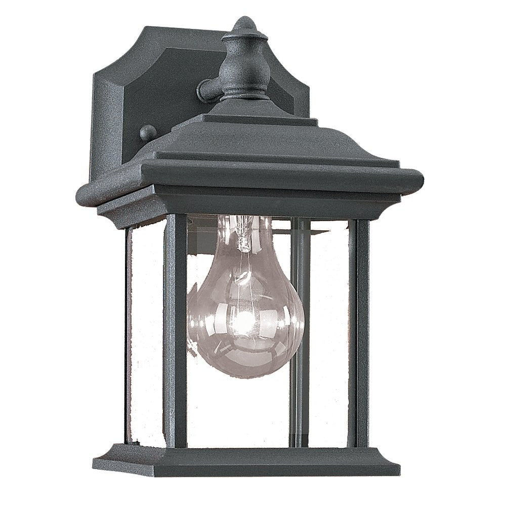 Wynfield 10" Lantern — Clear Beveled