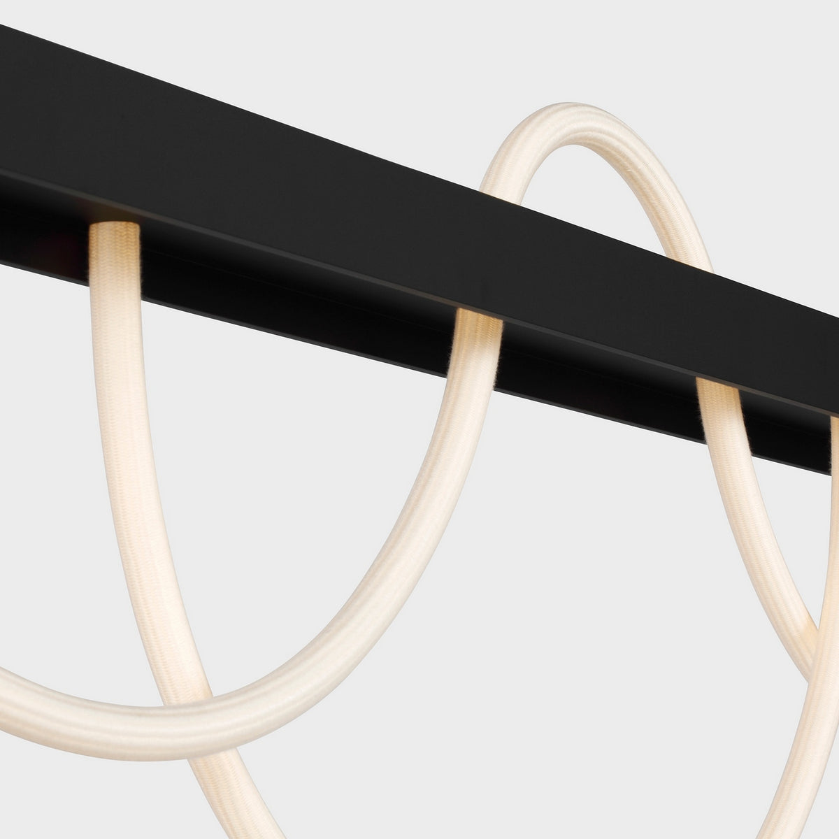 Uneri 62 Linear Chandelier