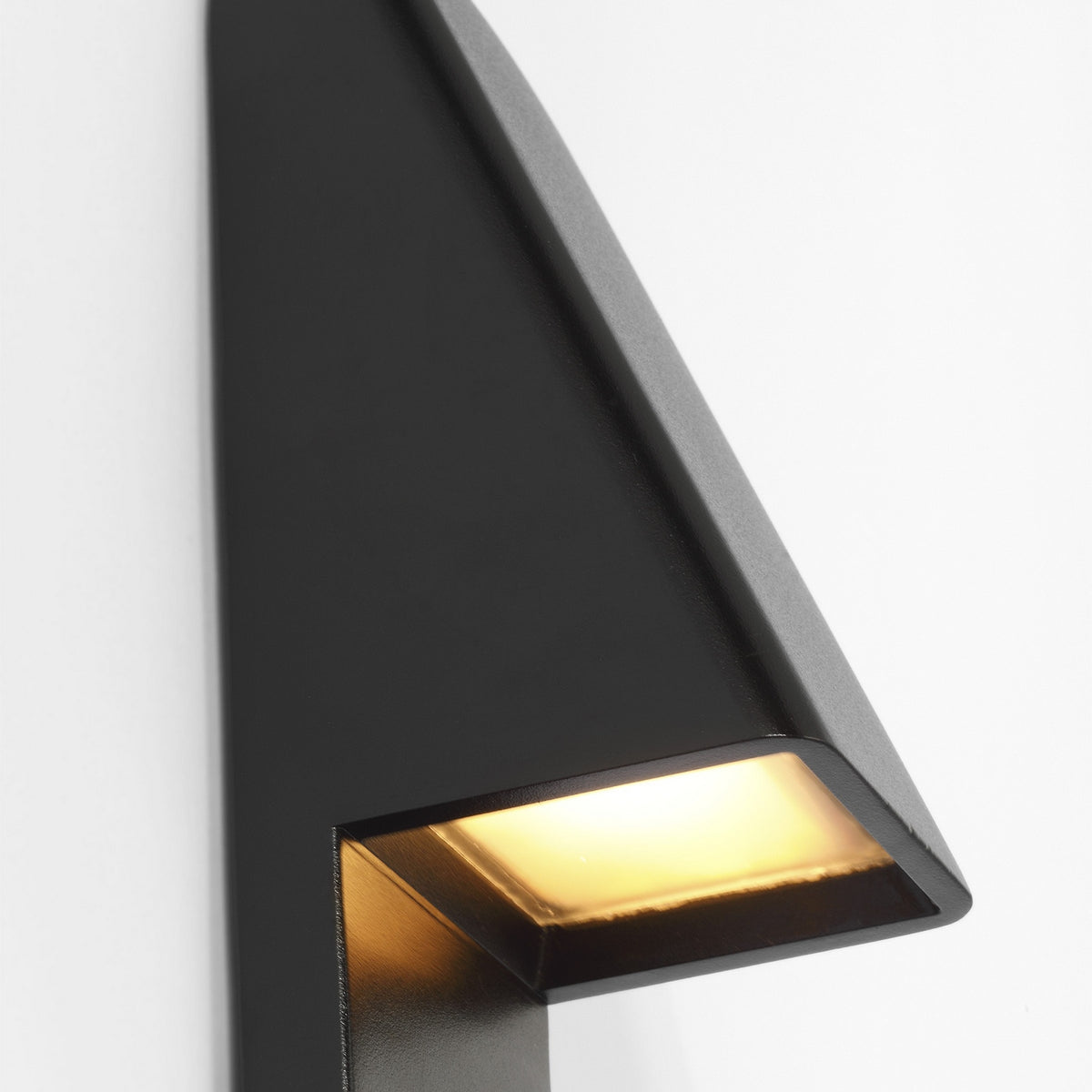 Froler 17 Wall