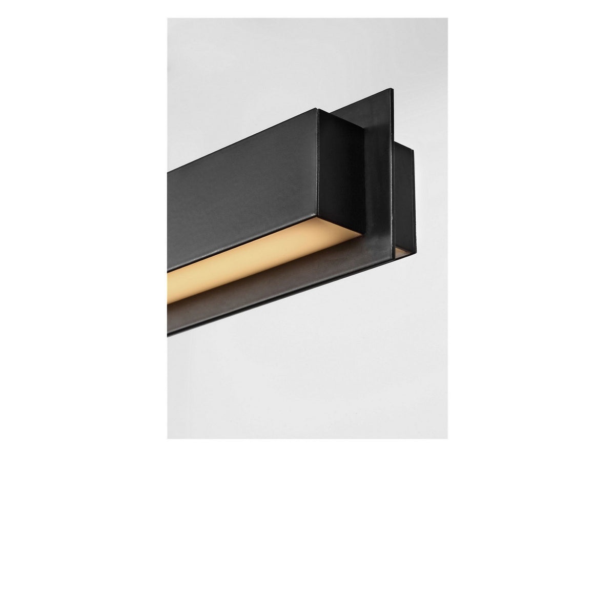 Aro 48 Linear Chandelier