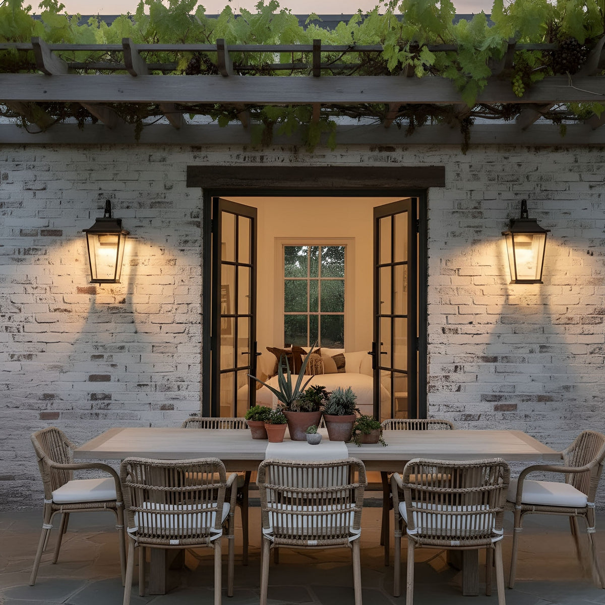 Warren StoneStrong Extra Large Wall Lantern