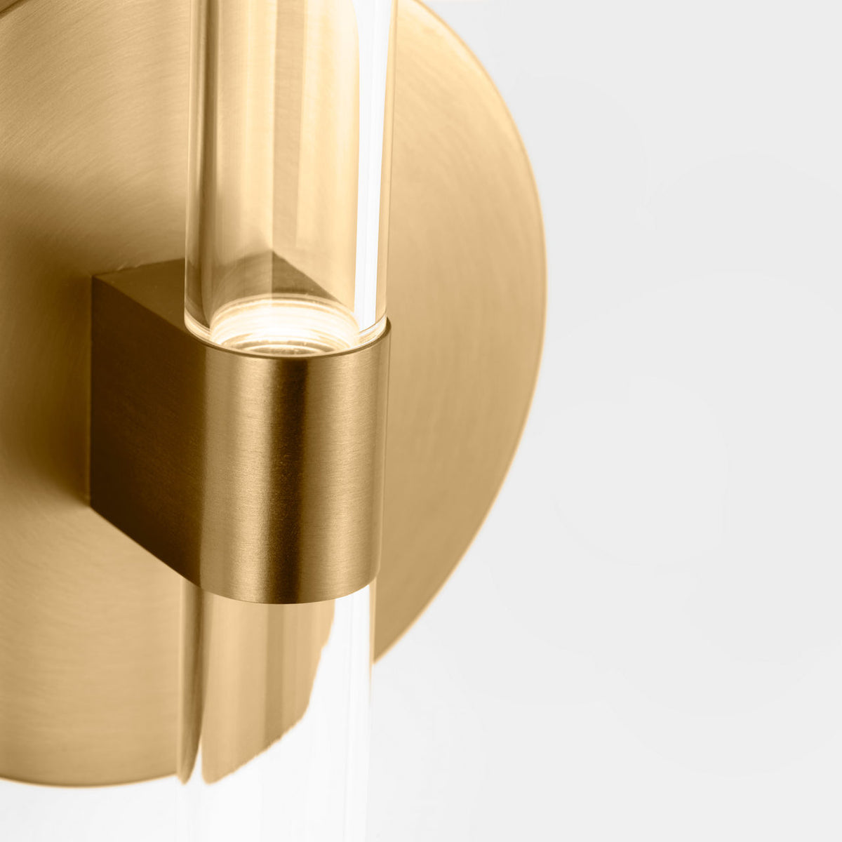 Silas 24 Sconce