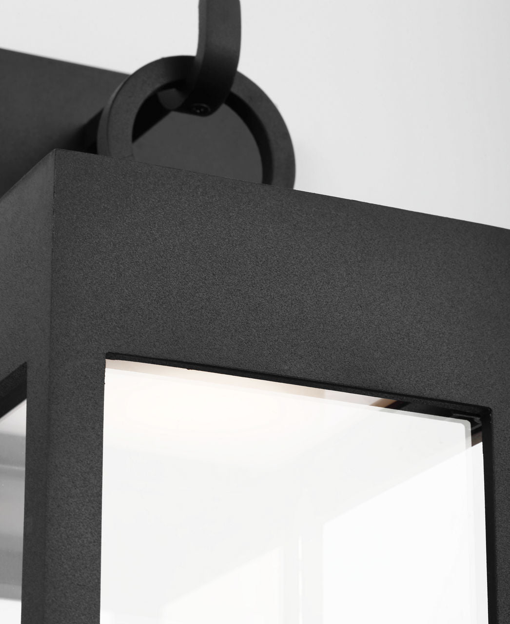 Sesha 16 Wall Lantern