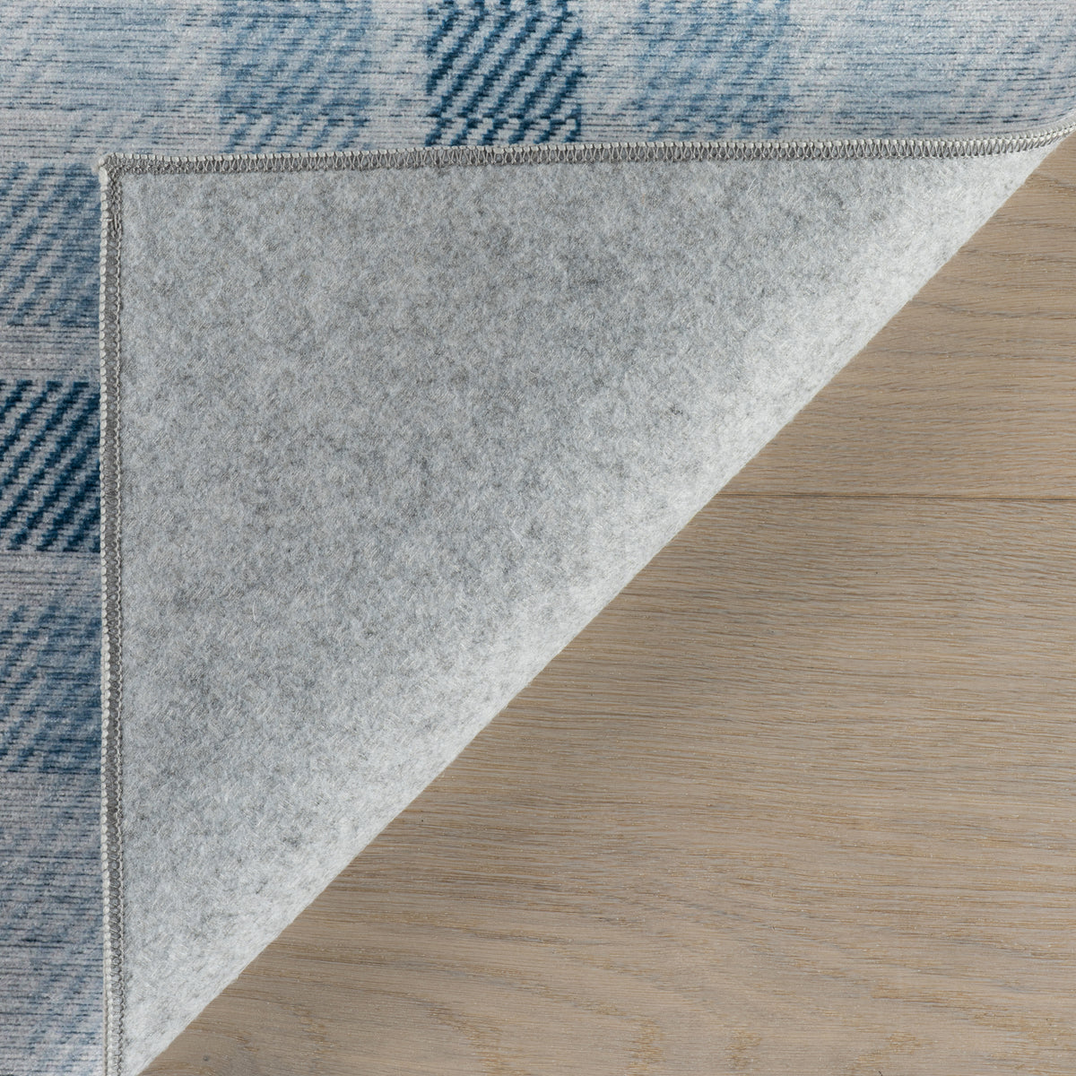Andri Modern Plaid Machine Washable Rug