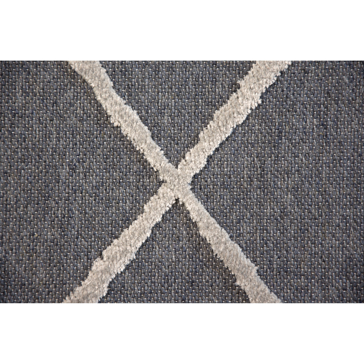 Home Accents - Floor Rugs — Transitional