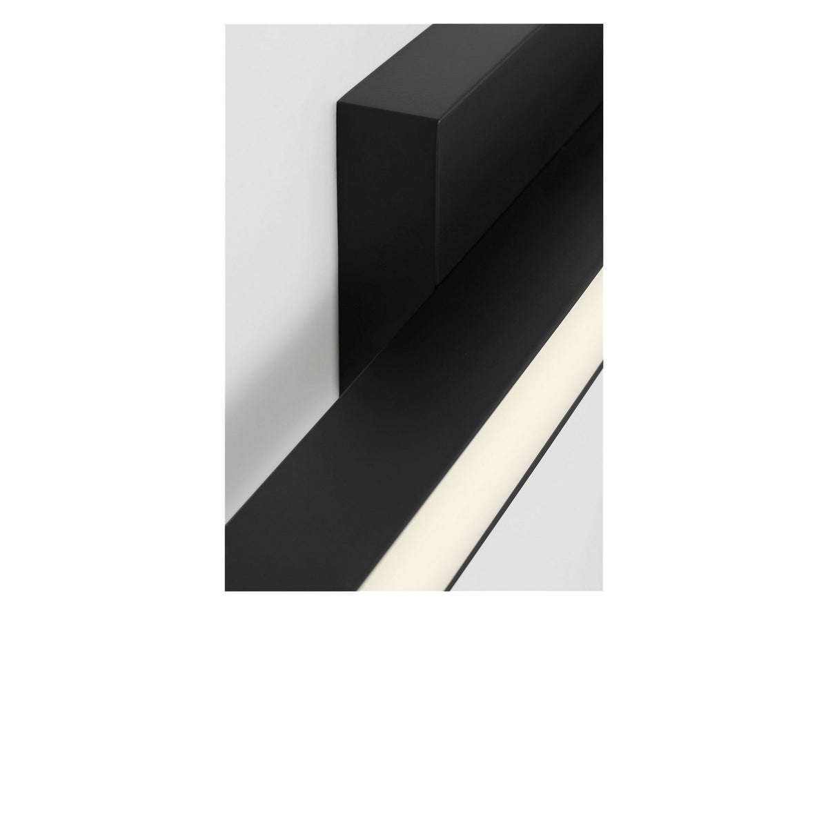 Marque 24 Led Vanity