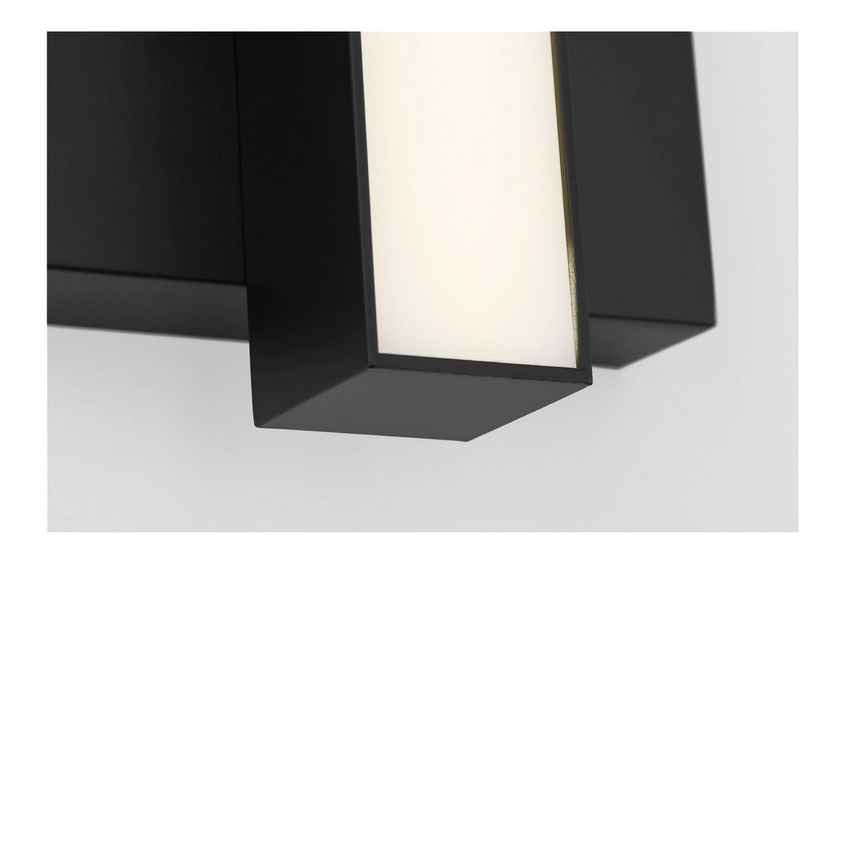 Marque 13 Led Vanity