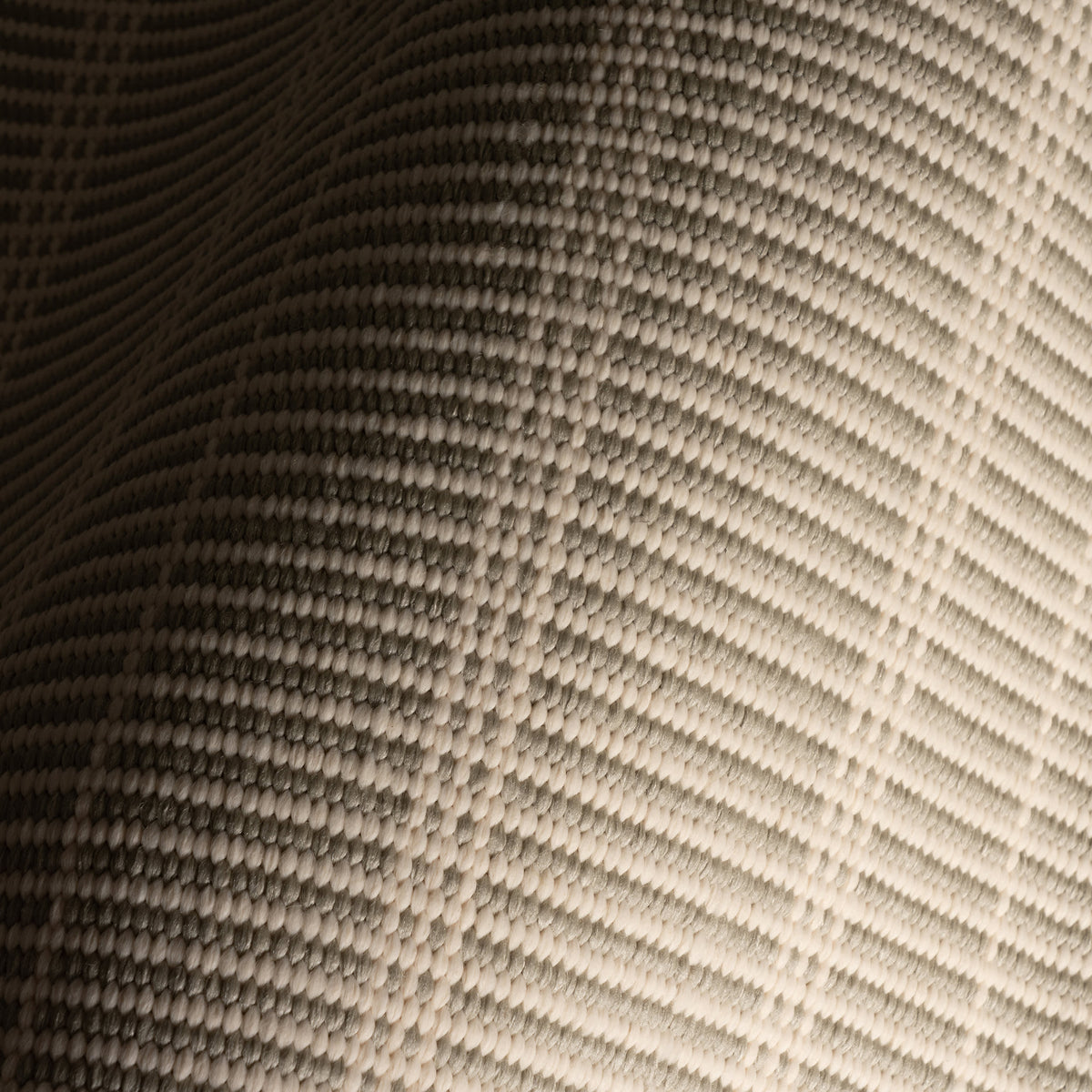 Dash & Albert Marlo Handwoven Indoor/Outdoor Rug in Platinum, weave close-up
