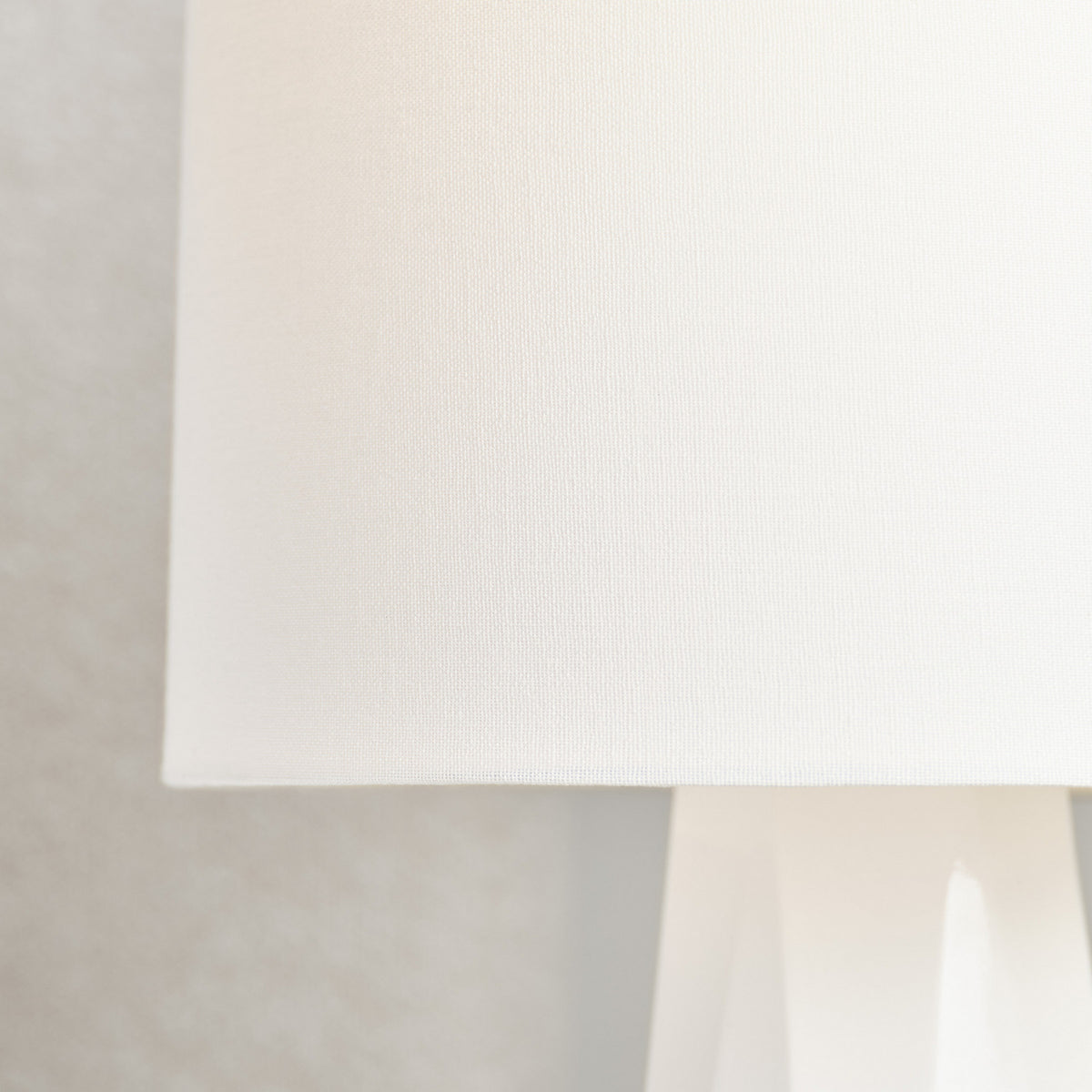 Moresby Medium Table Lamp