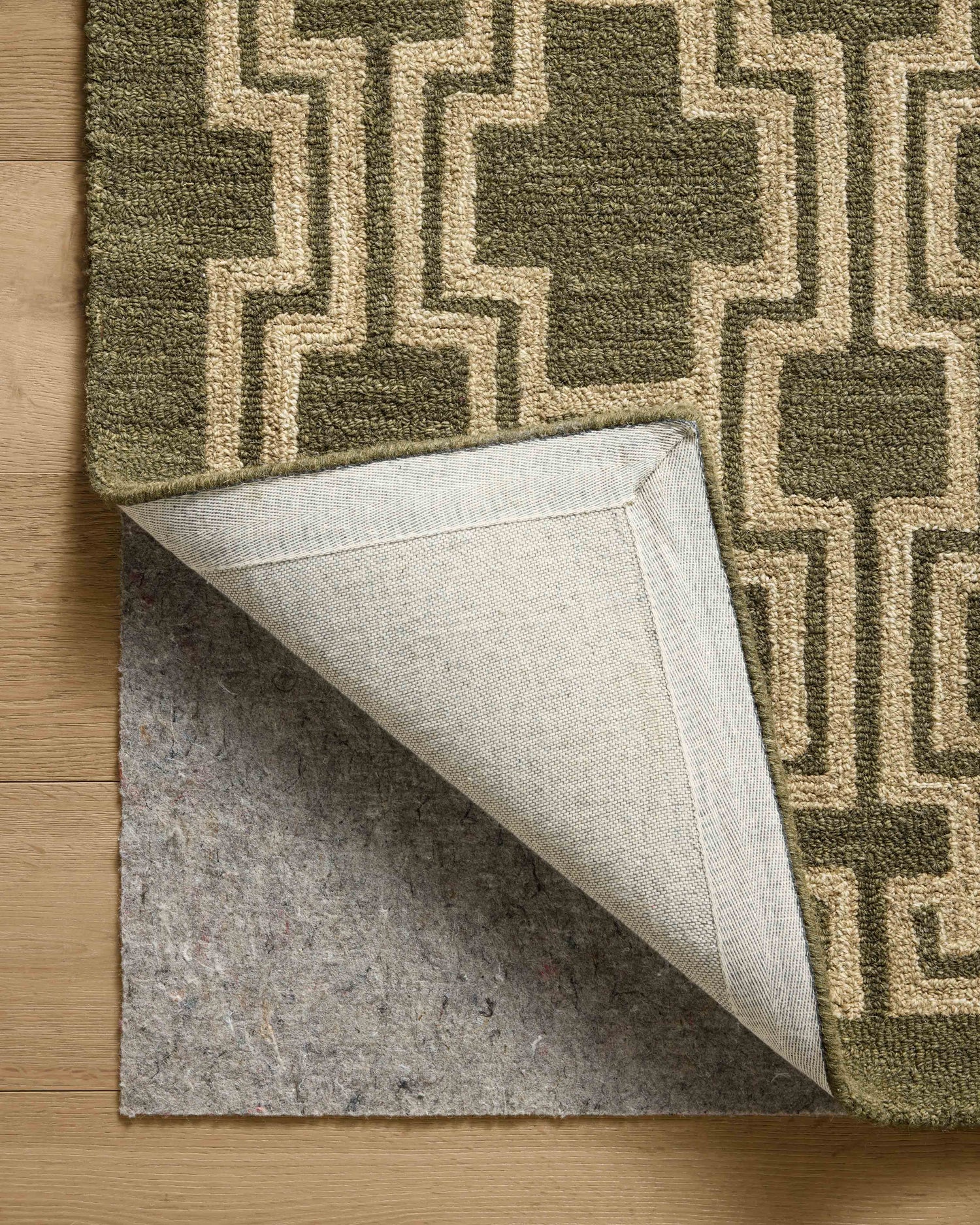 Barrow Rug 02