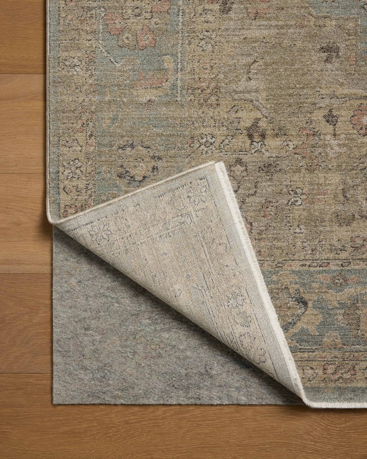 Briar Rug 01