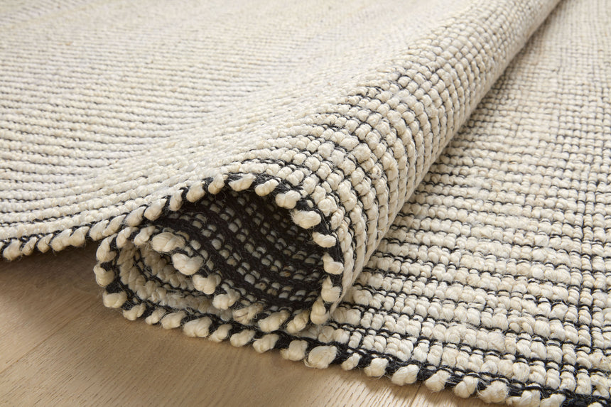 Colton Rug 02 | Ivory / Black