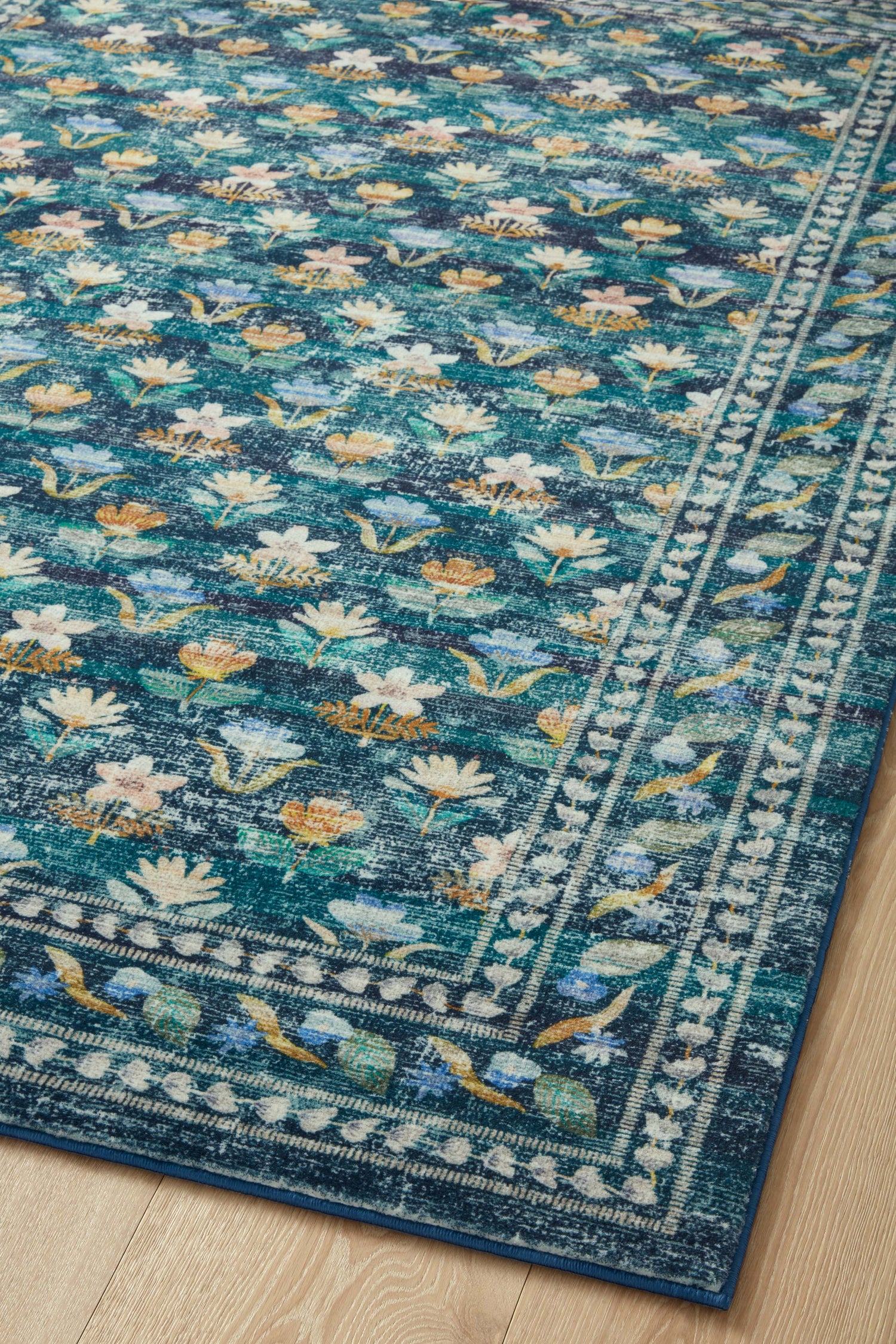 Courtyard Rug 05