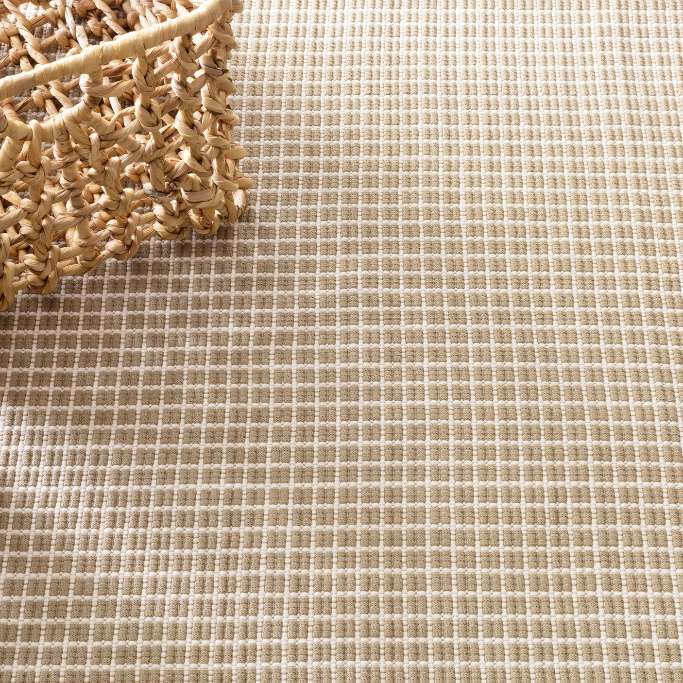 Gridiron Handwoven Indoor/Outdoor Rug