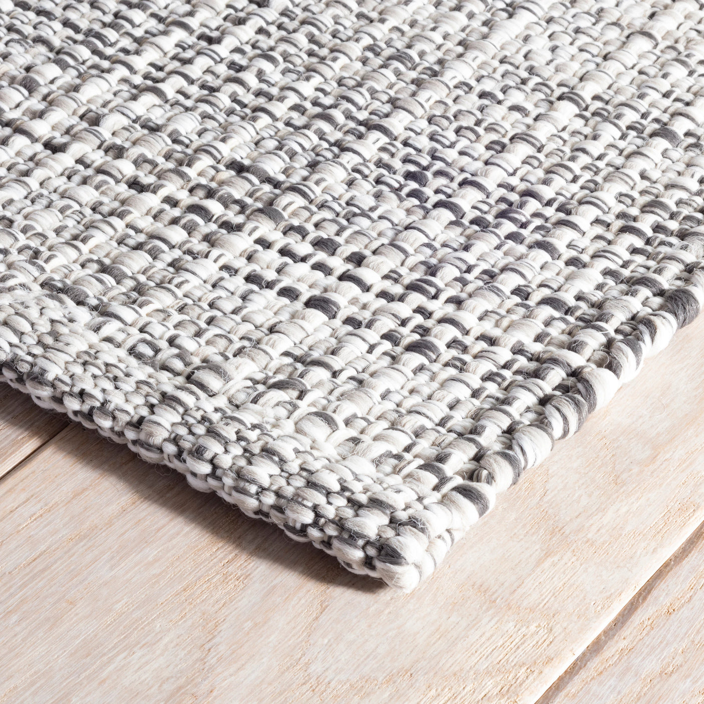 Fusion Handwoven Indoor/Outdoor Rug