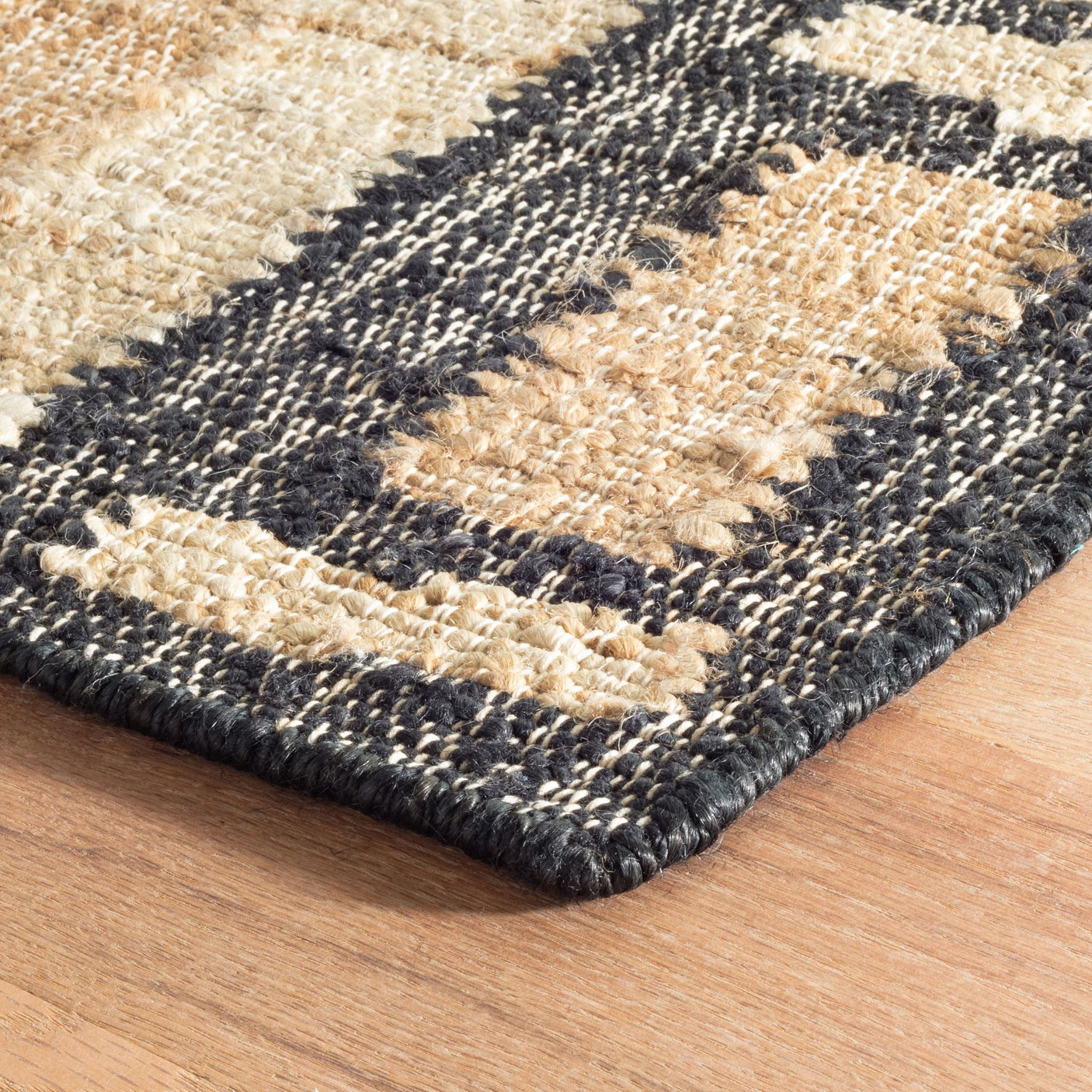 Cassia Handwoven Jute Rug