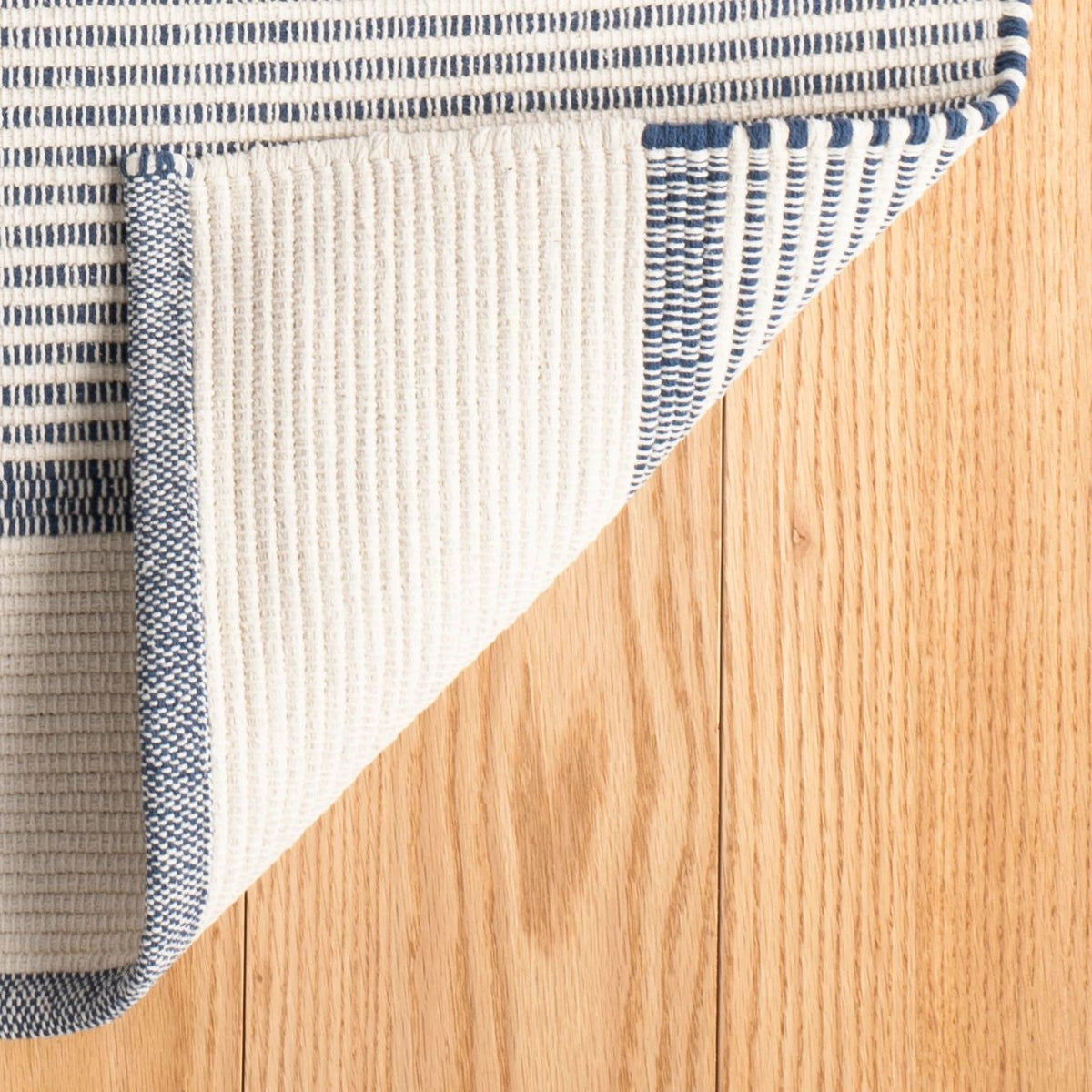 La Mirada Handwoven Cotton Rug