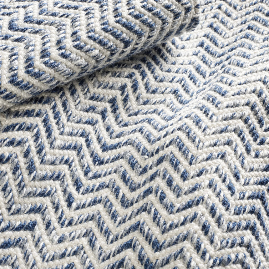 Coastal Handwoven Indoor/Outdoor Rug