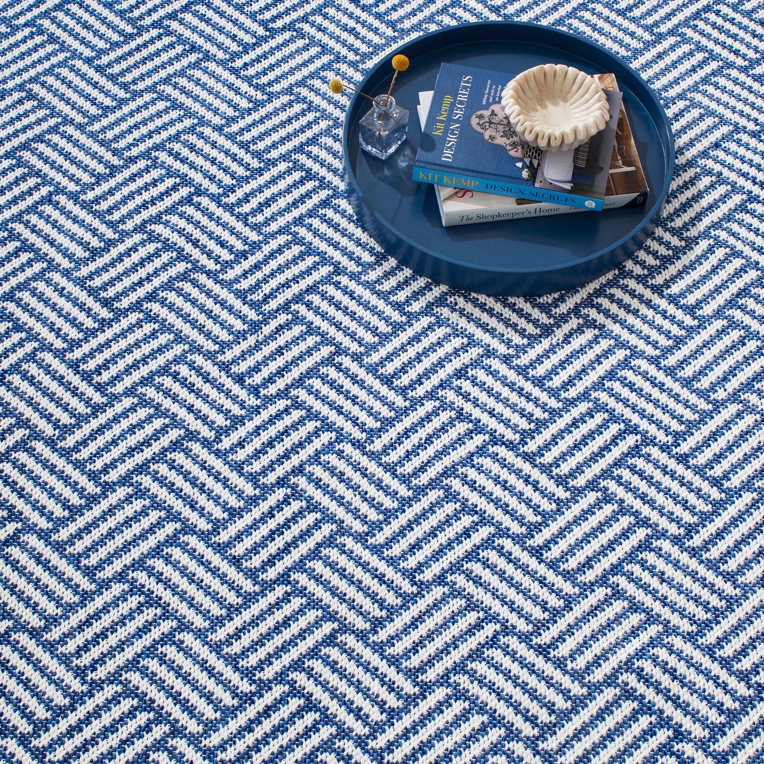 Crisscross Handwoven Indoor/Outdoor Rug