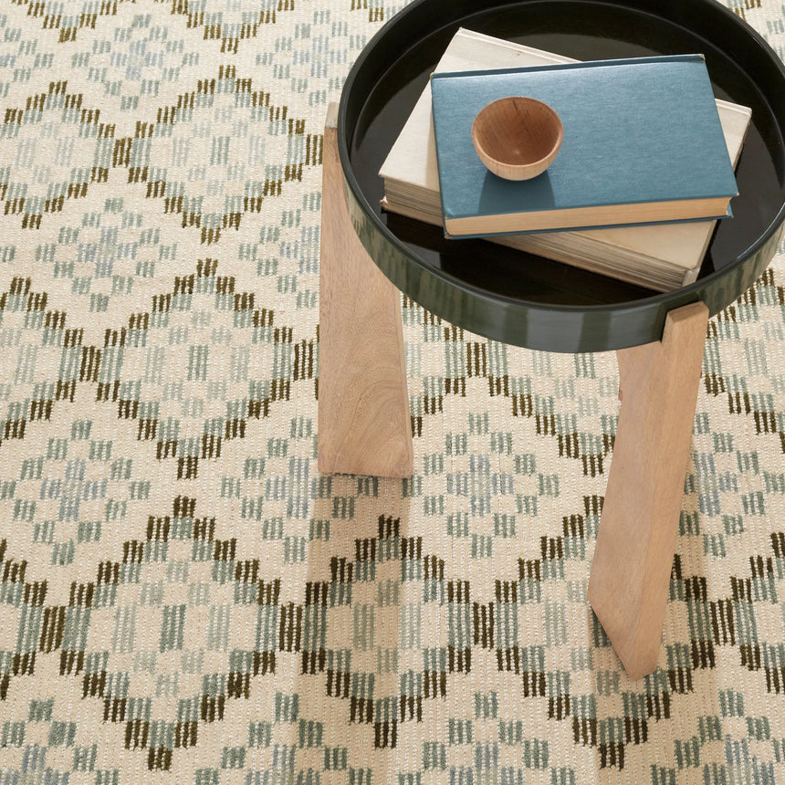 Diamond Cove Hand Tufted Wool Rug